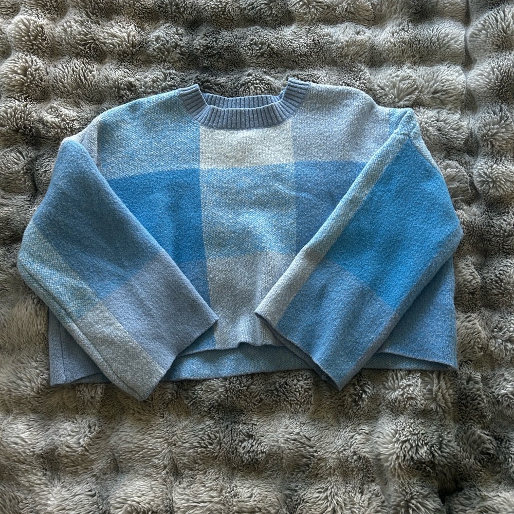 Blue and White Women's Sweater